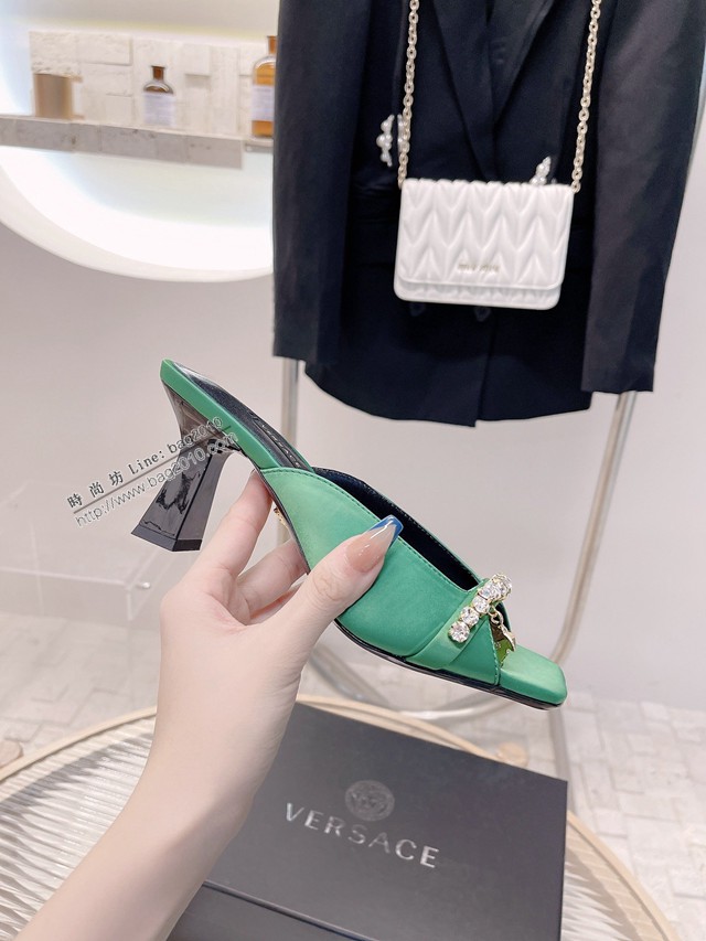 Versace專櫃2022新款女鞋 範思哲魚嘴方跟涼鞋 dx3548